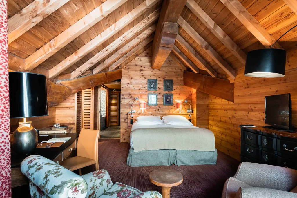 Luxury Superior Room Village View