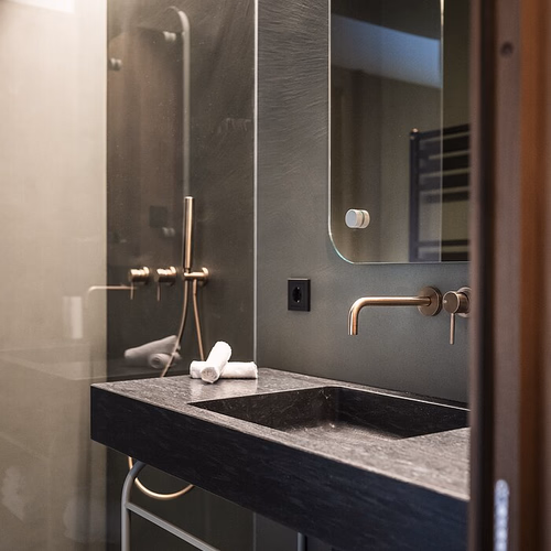 Skyline Suite Deluxe
