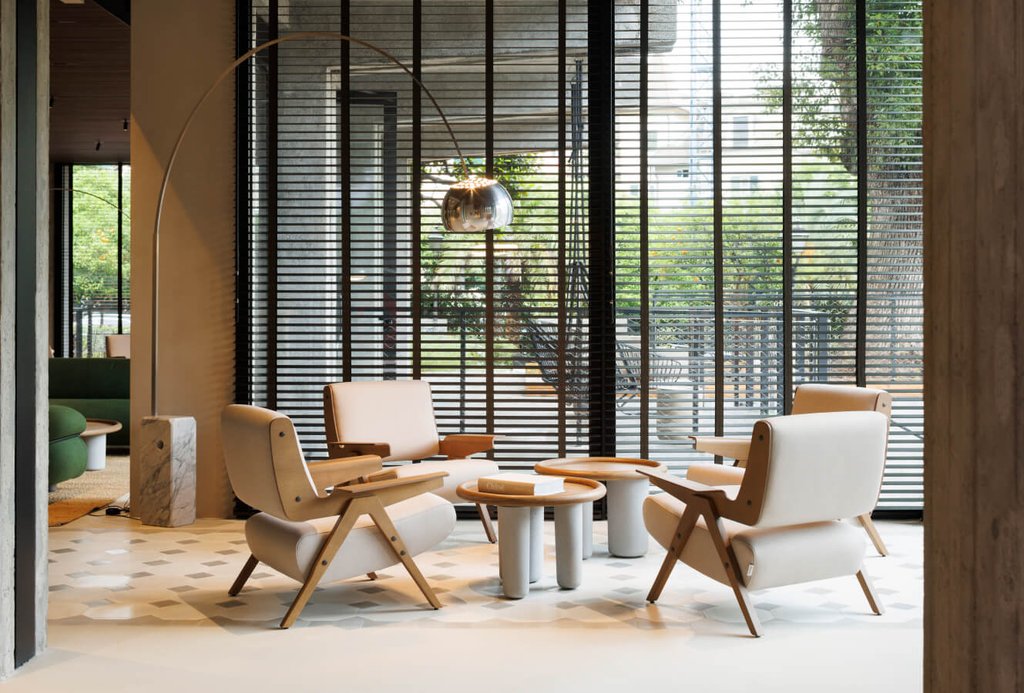Signature Room