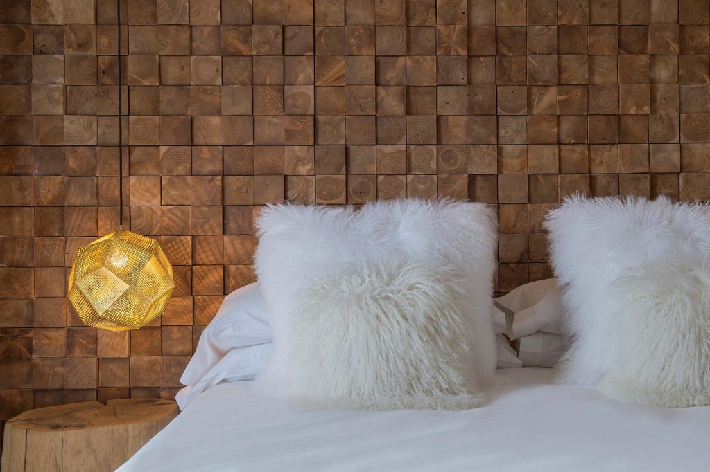 Junior Suite (2 Adults + 1 Child)