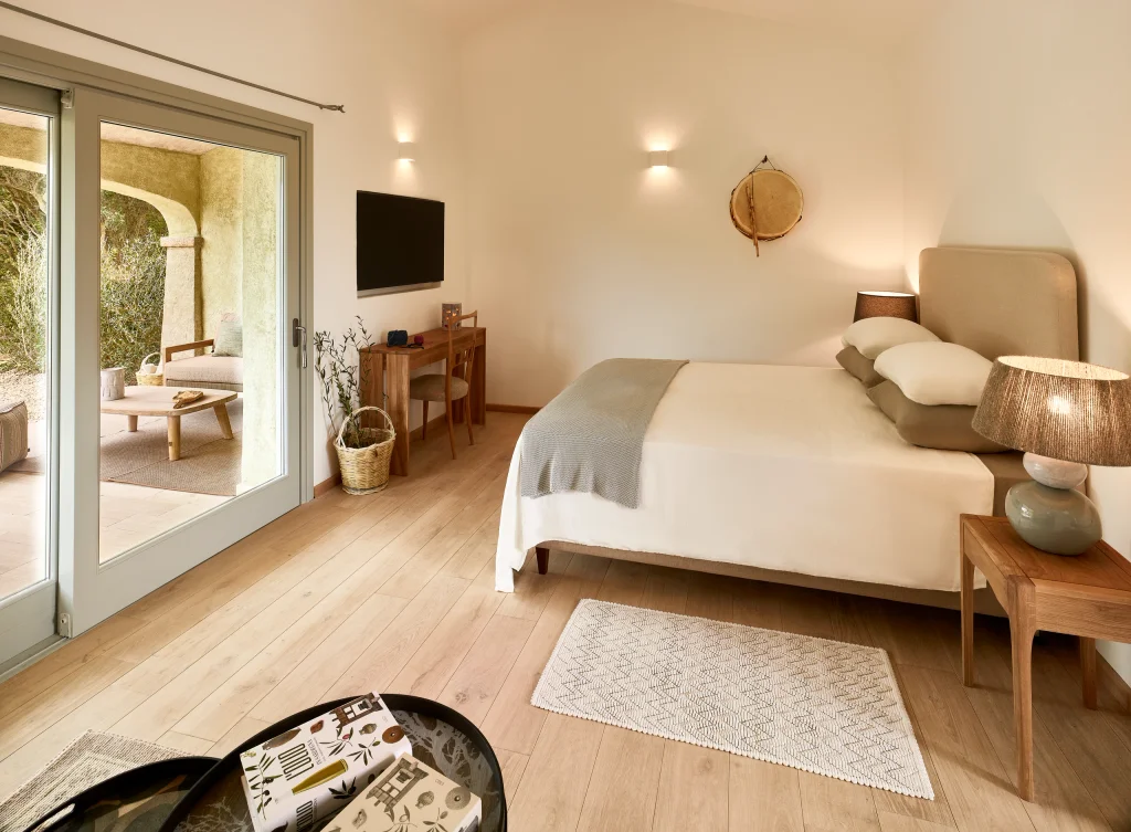 Prestige Pool Suite