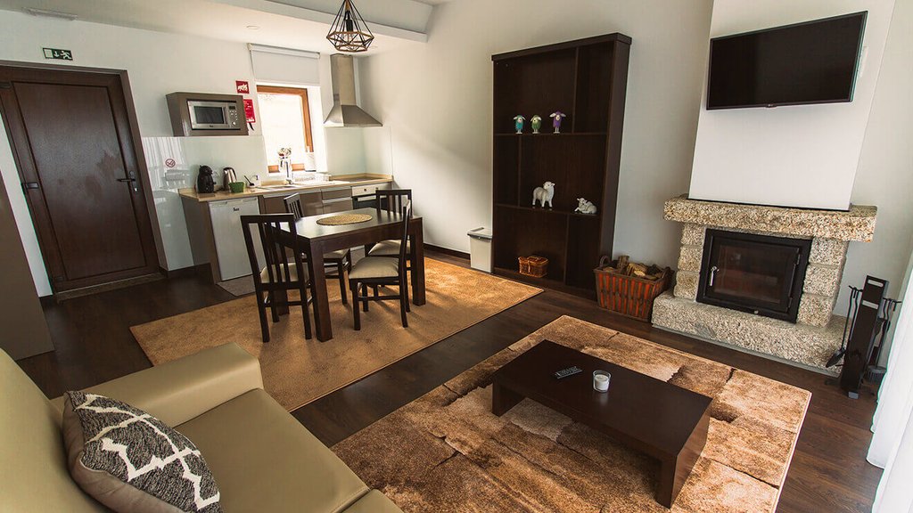 Fornelos House