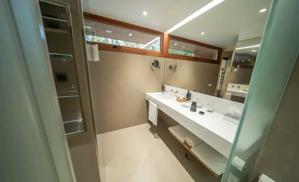 Camelia Suite