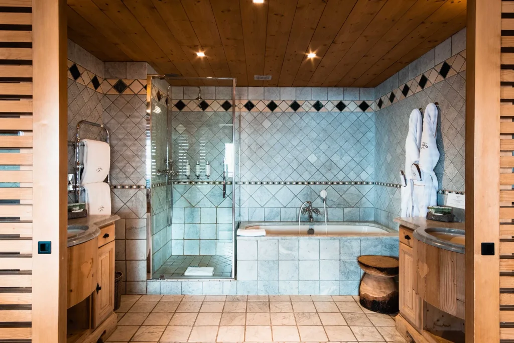 Junior Suite Mountain View