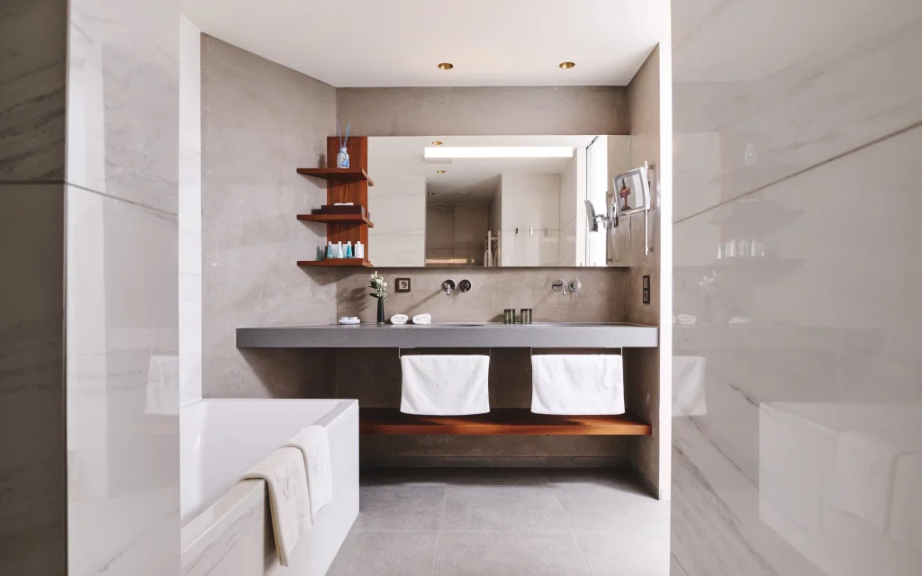 Penthouse Suite with Jacuzzi