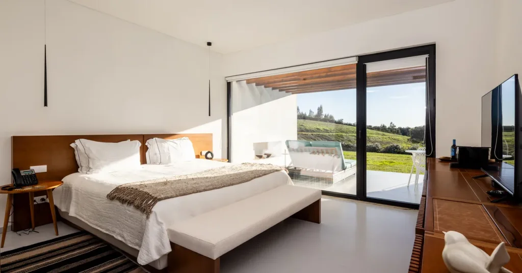 The LAND Junior Suites