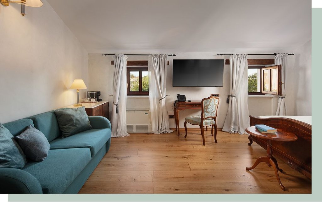 Comfort Plus Room