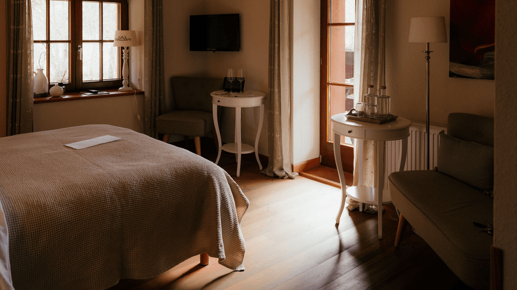 Double Room L