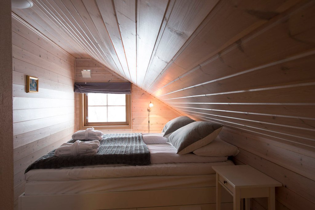 Double Room Facing the Parking Lot