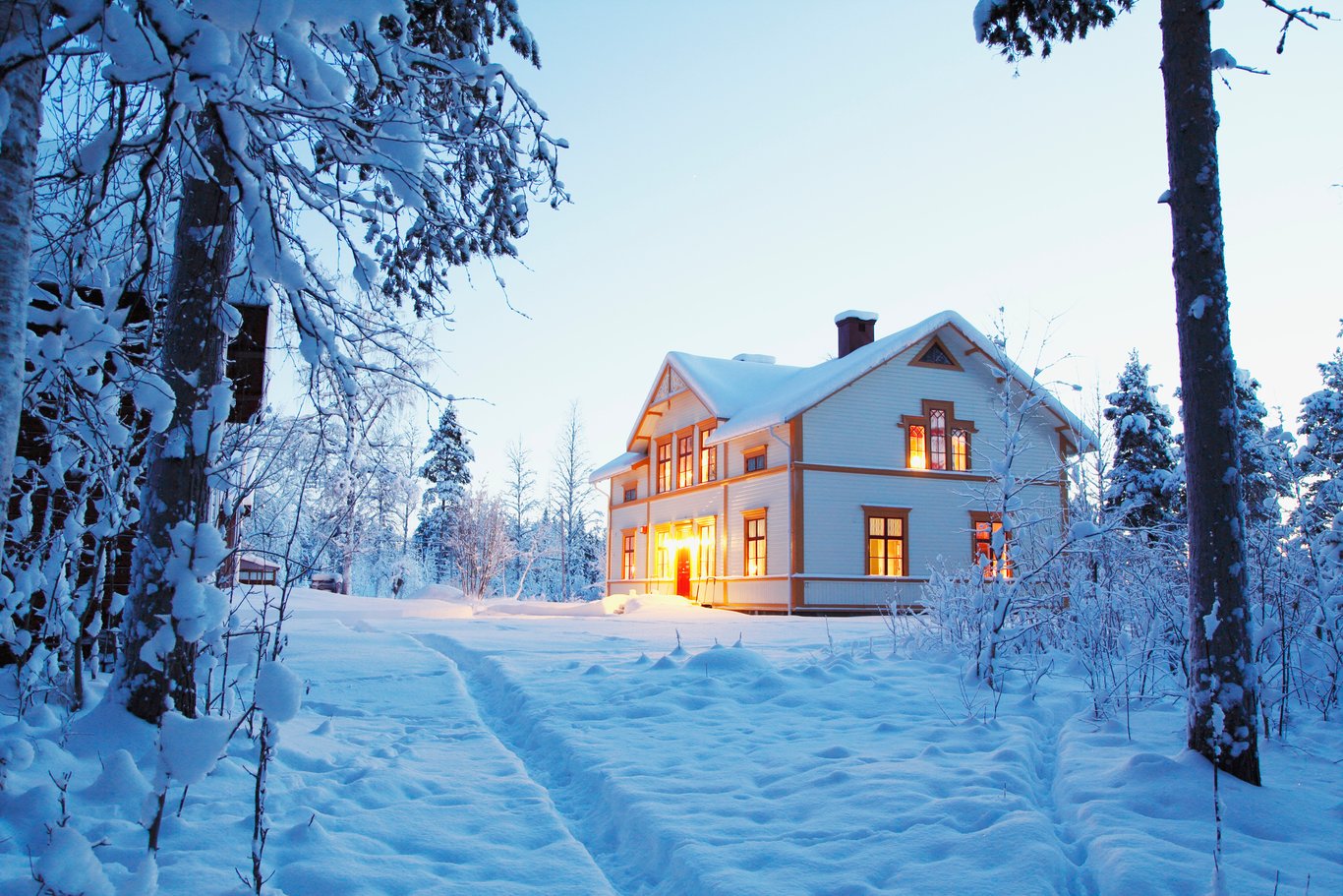 Villa i norra Sverige, vinter.