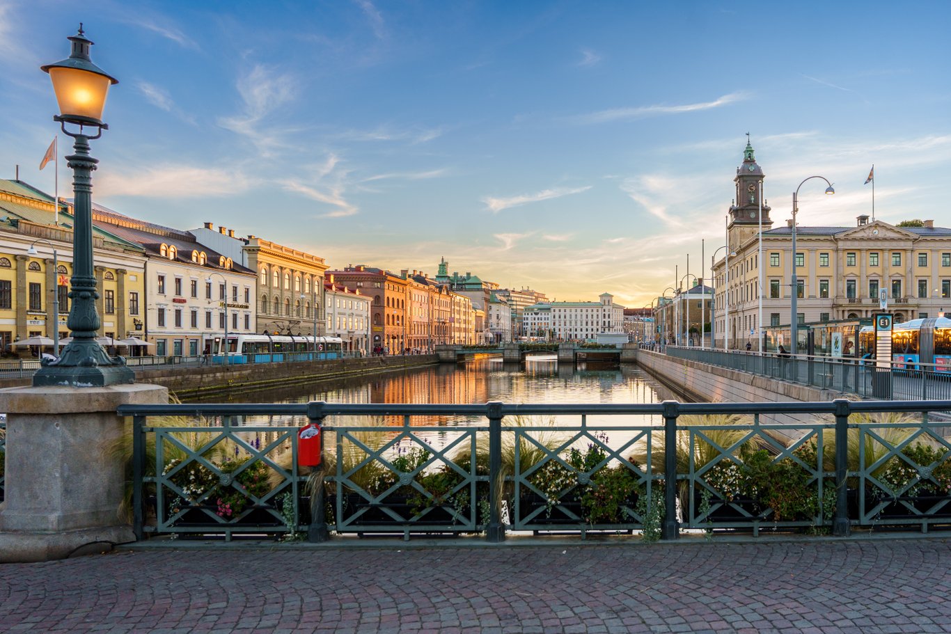Centrala Göteborg, vy från Brunnsparken.