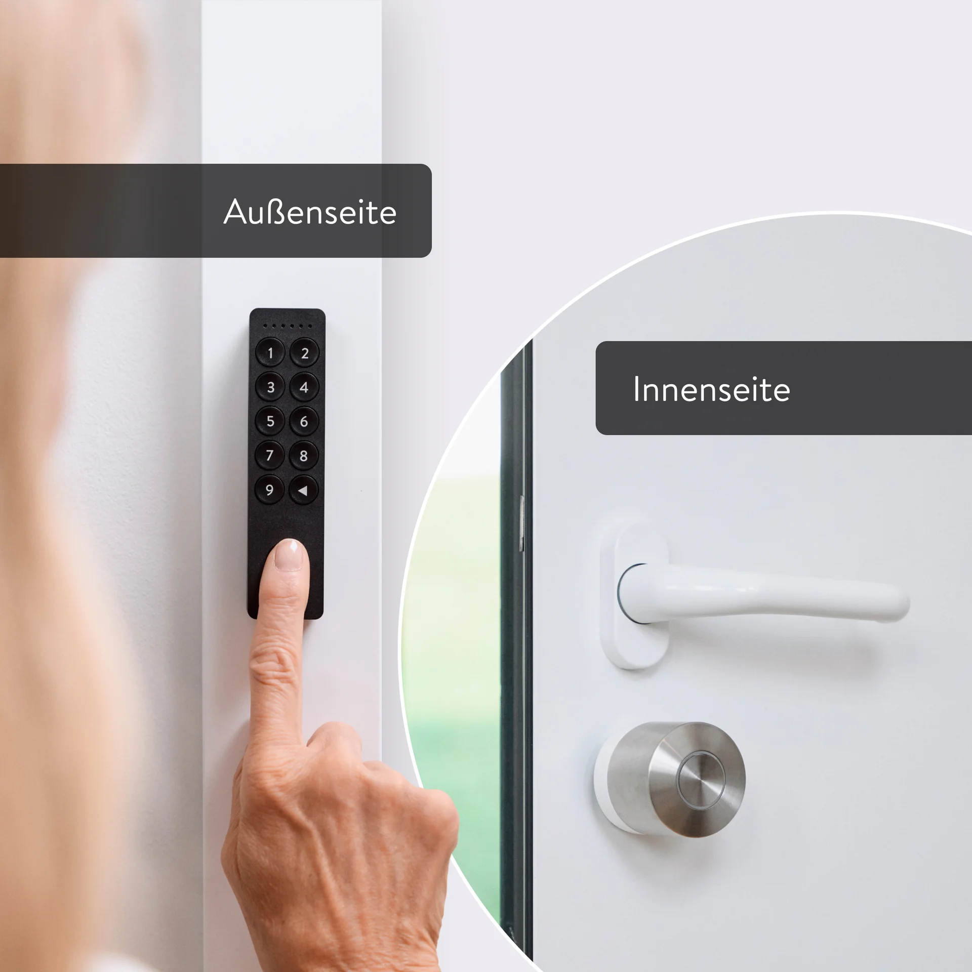 Nahaufnahme: Eine Hand nutzt ein Keypad außen, innen ist ein Türgriff zu sehen.