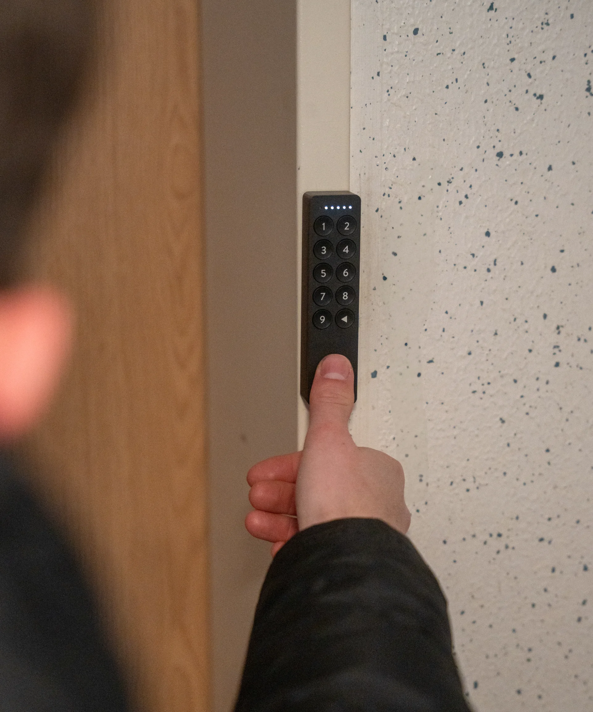 The Keypad 2 unlocks the door easily via fingerprint.