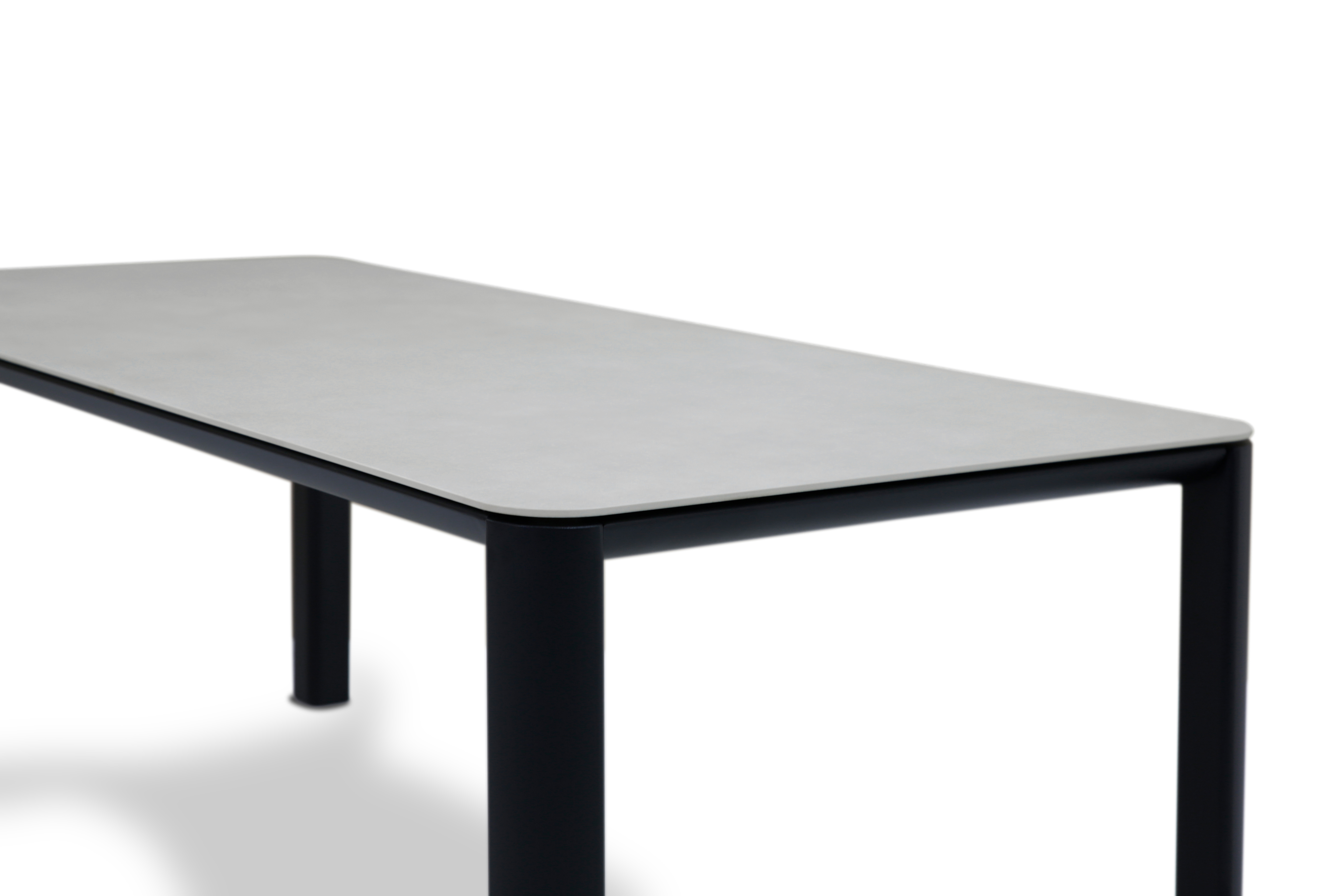 Une Spisebord 145x80