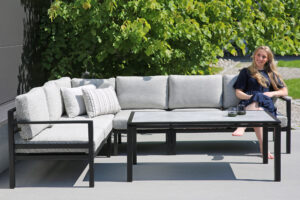 Adelaide Hjørnegruppe 3+2 med loungebord