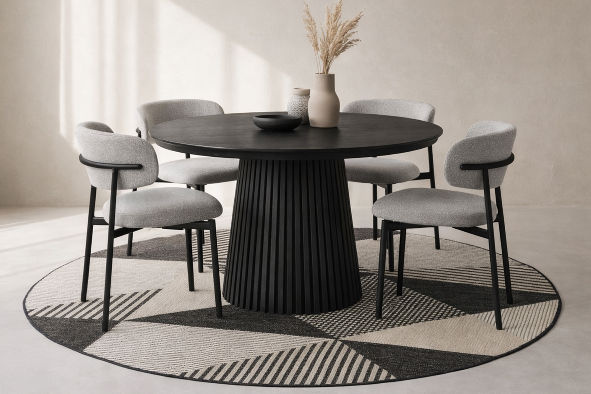 Olivia Rundt Uttrekk Spisebord Dia120-280 x H75cm Sort