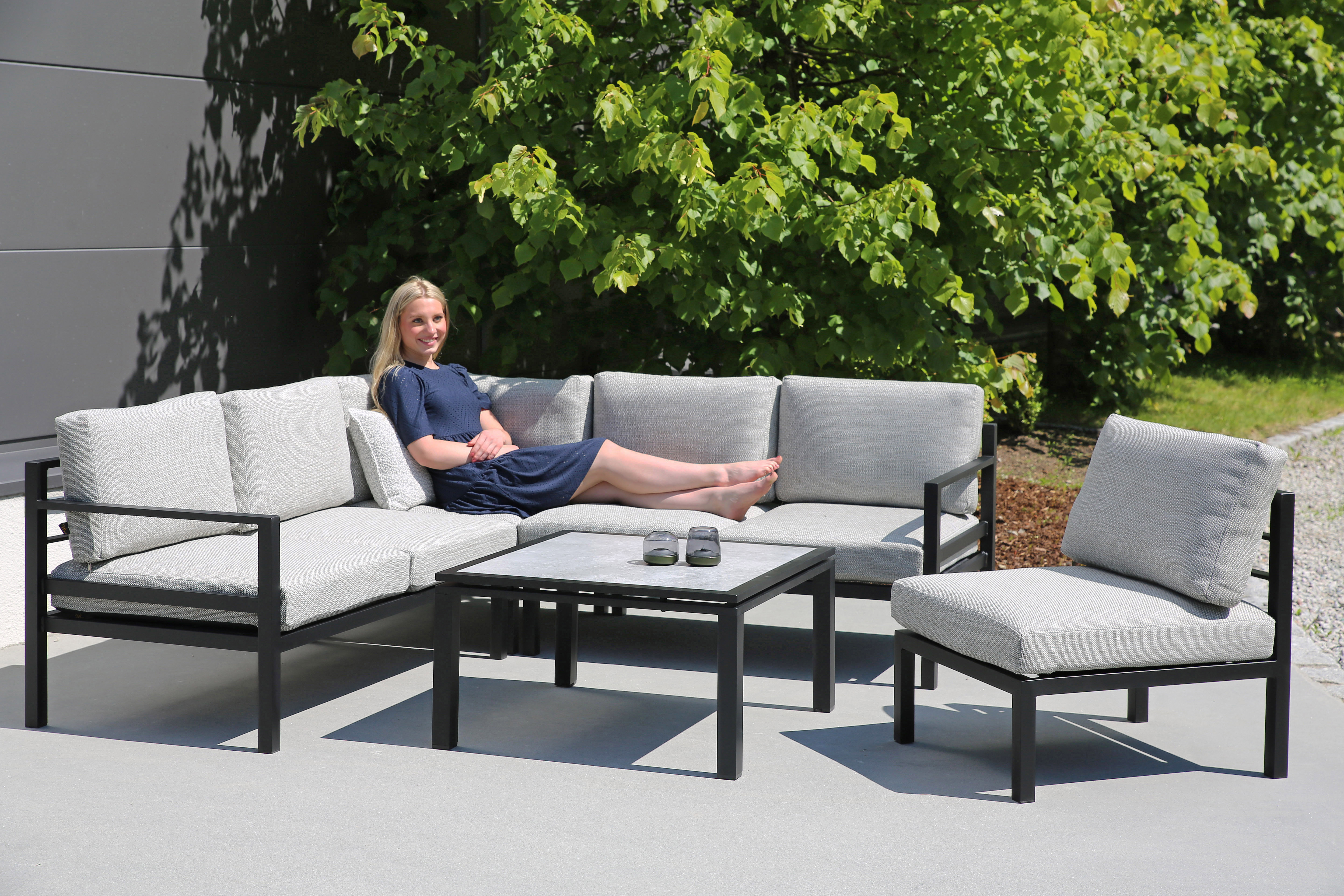 Hjørnegruppe 2+2+ Loungebord