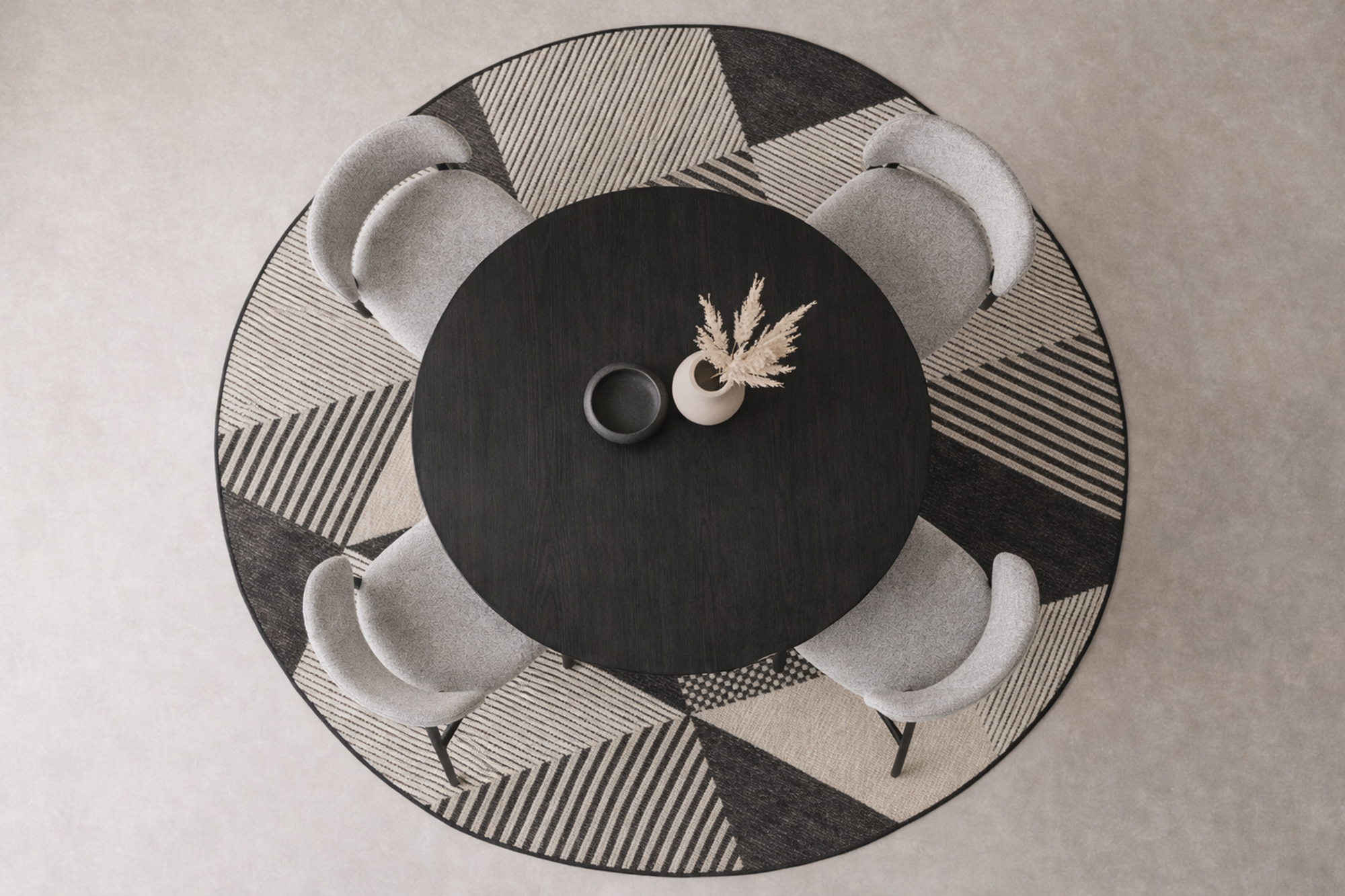 Olivia Rundt Uttrekk Spisebord Dia120-280 x H75cm Sort