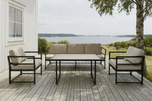 Stockholm Hagesofa 3+1+1 med bord koks aluminium og Natur Pute