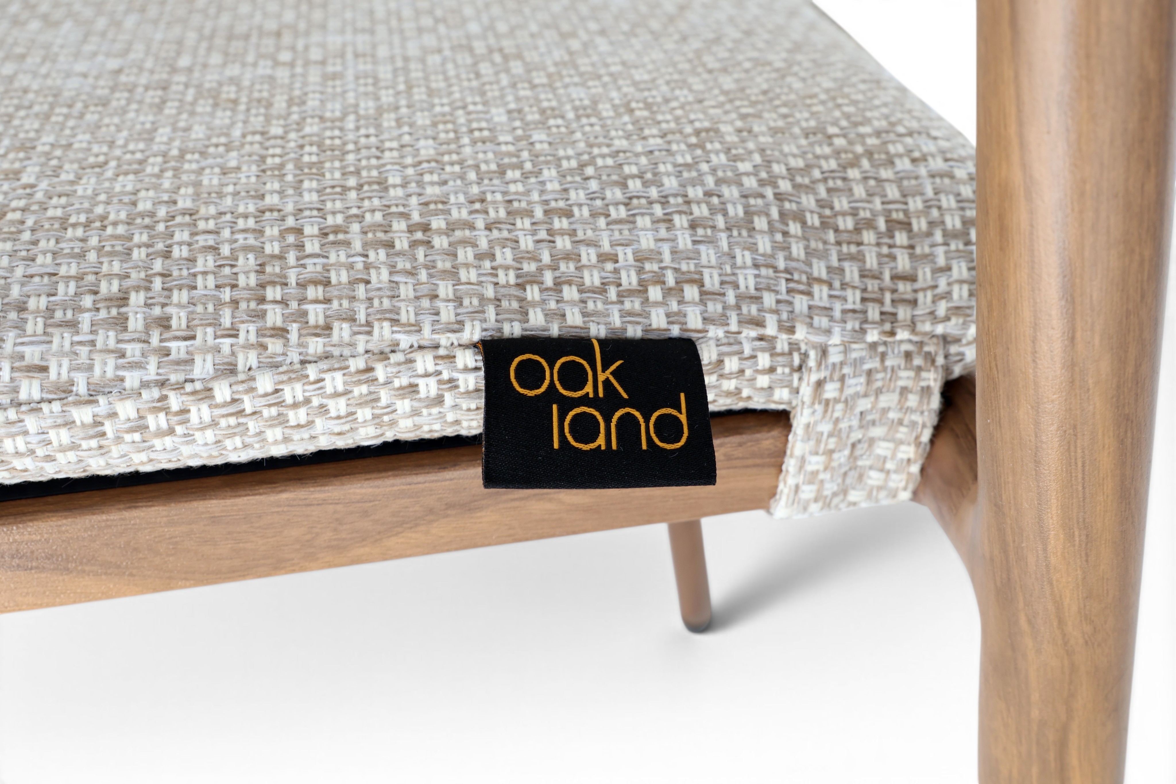 Une spisegruppe 145x81.5 Oakshield med 4 Thor spisestoler-natur beige sunfab