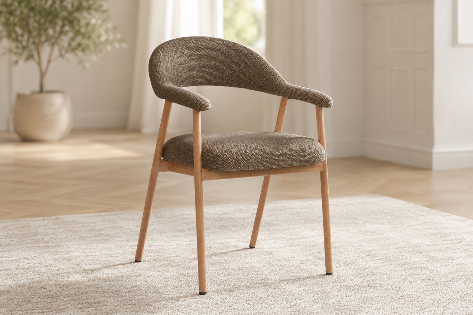 Synne Spisestol Brun Med Natur Bein