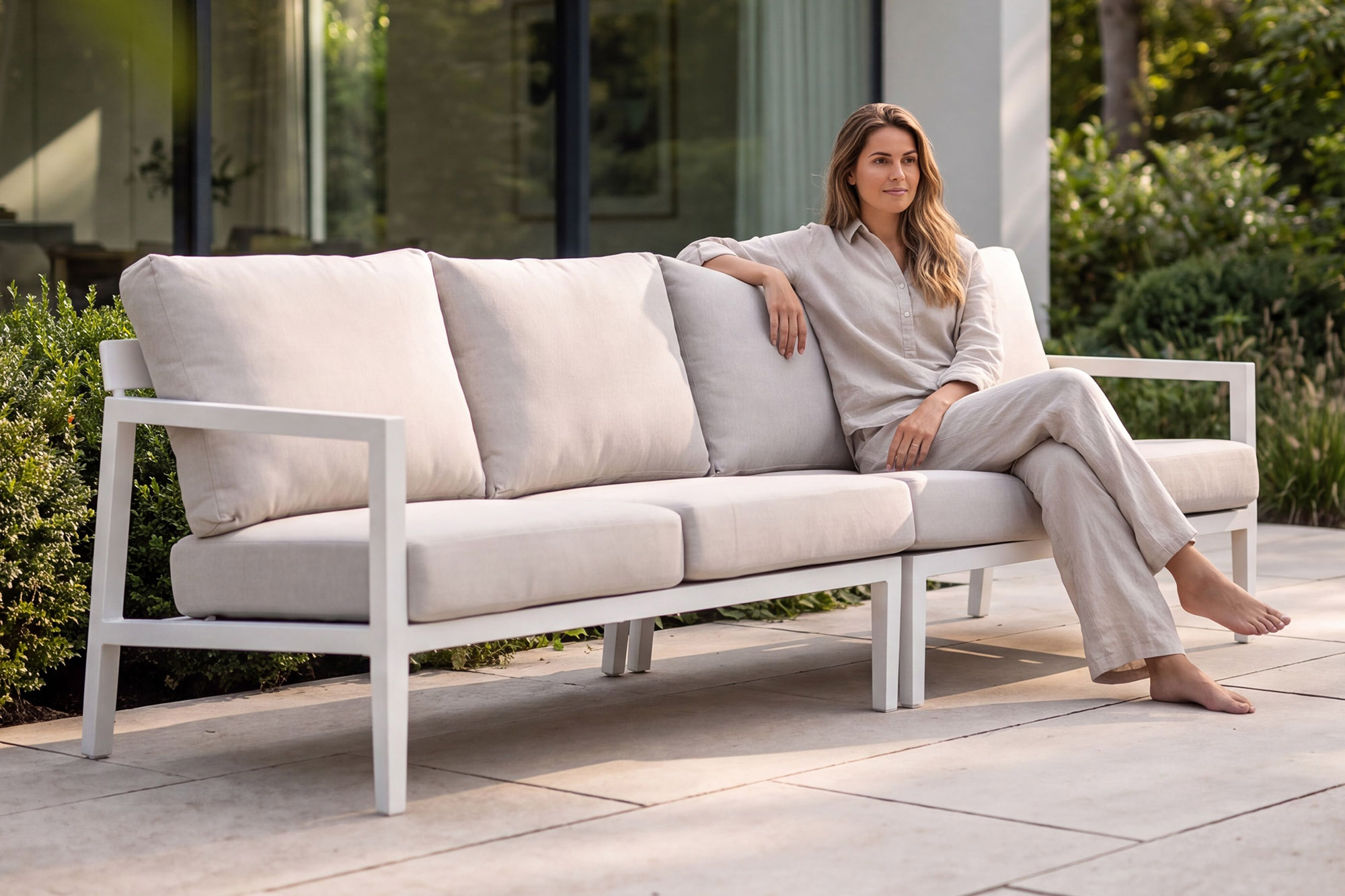 Vendela Endemodul H+V Hvit aluminium med Lin puter