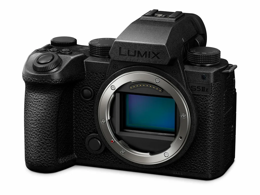Panasonic Lumix DC-S5IIx body