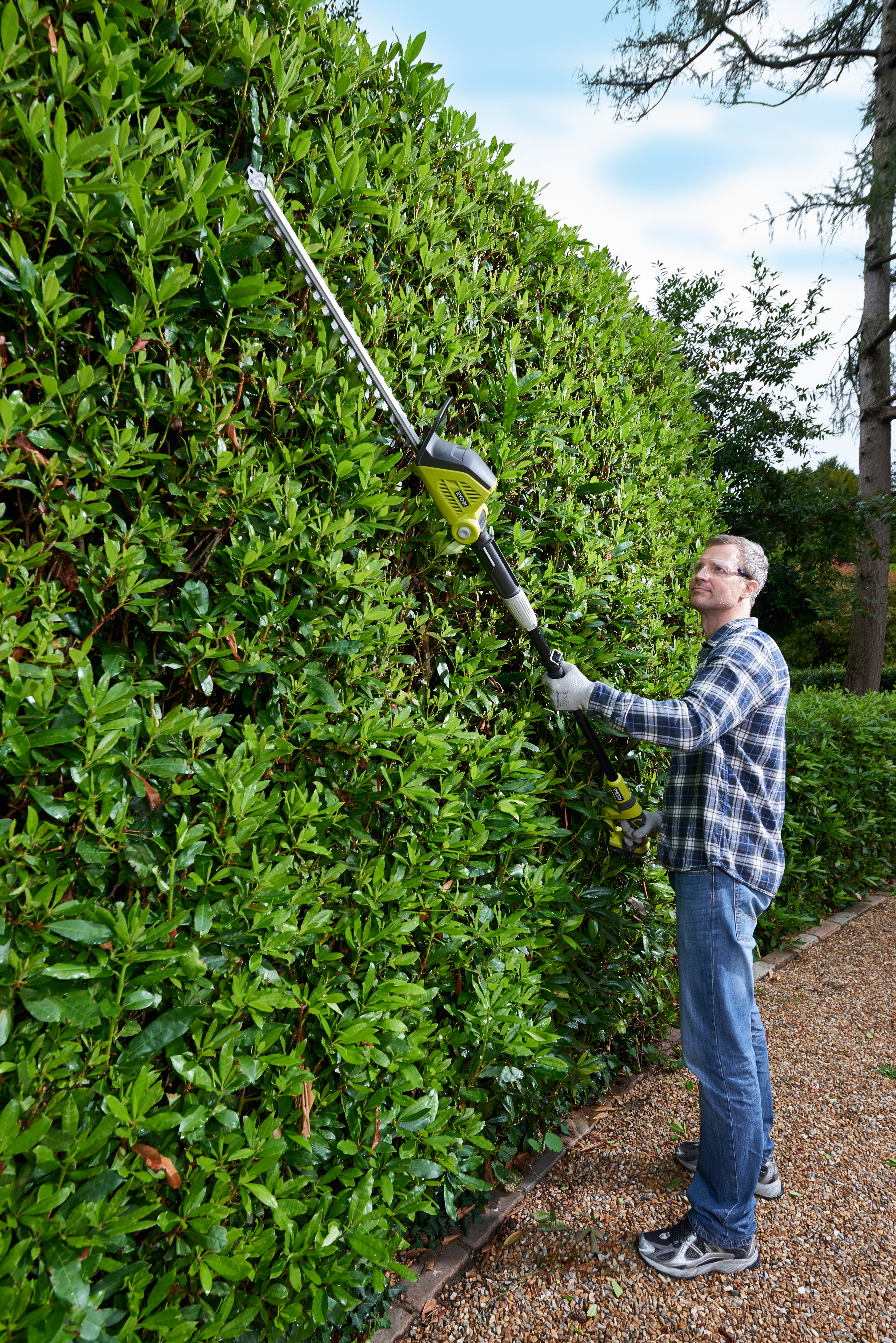 Hedge trimmer 18V OPT1845