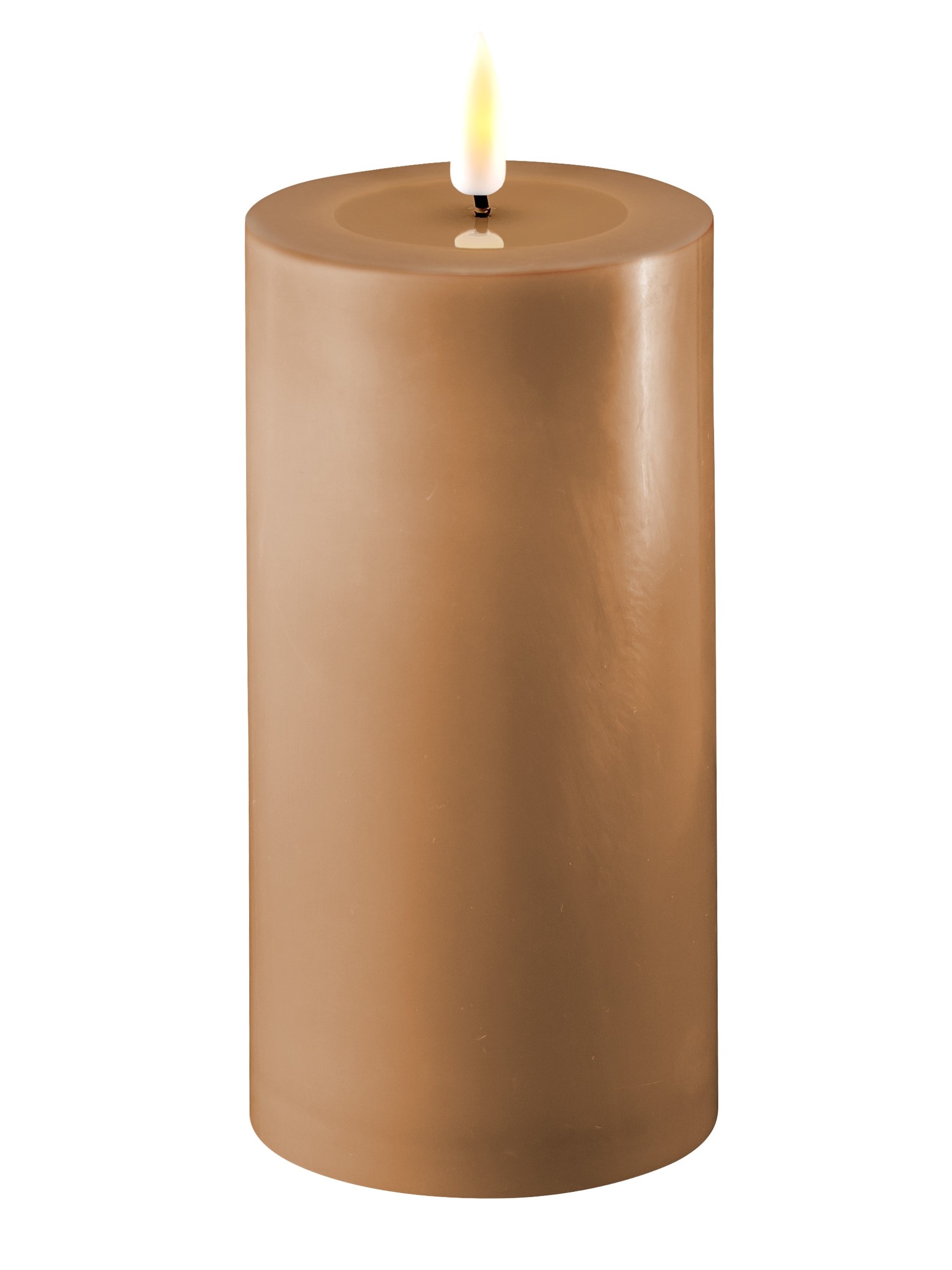 Deluxe LED pillar candle D7,5xH15 caramel