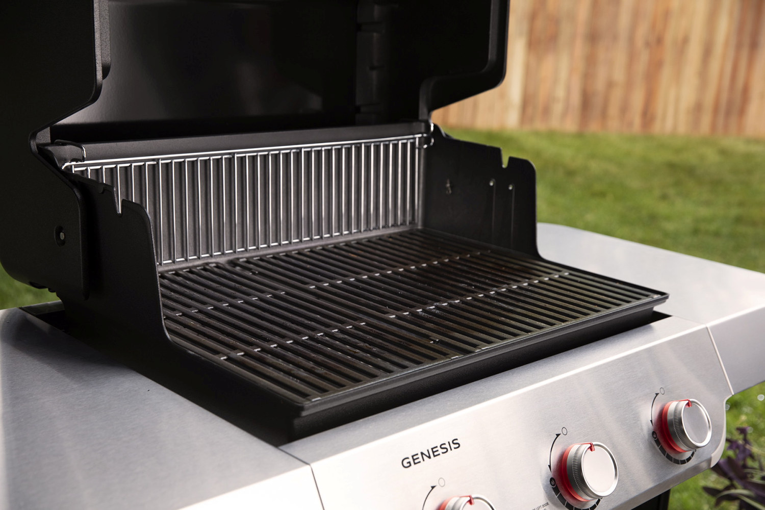 Gasolgrill Genesis E-315