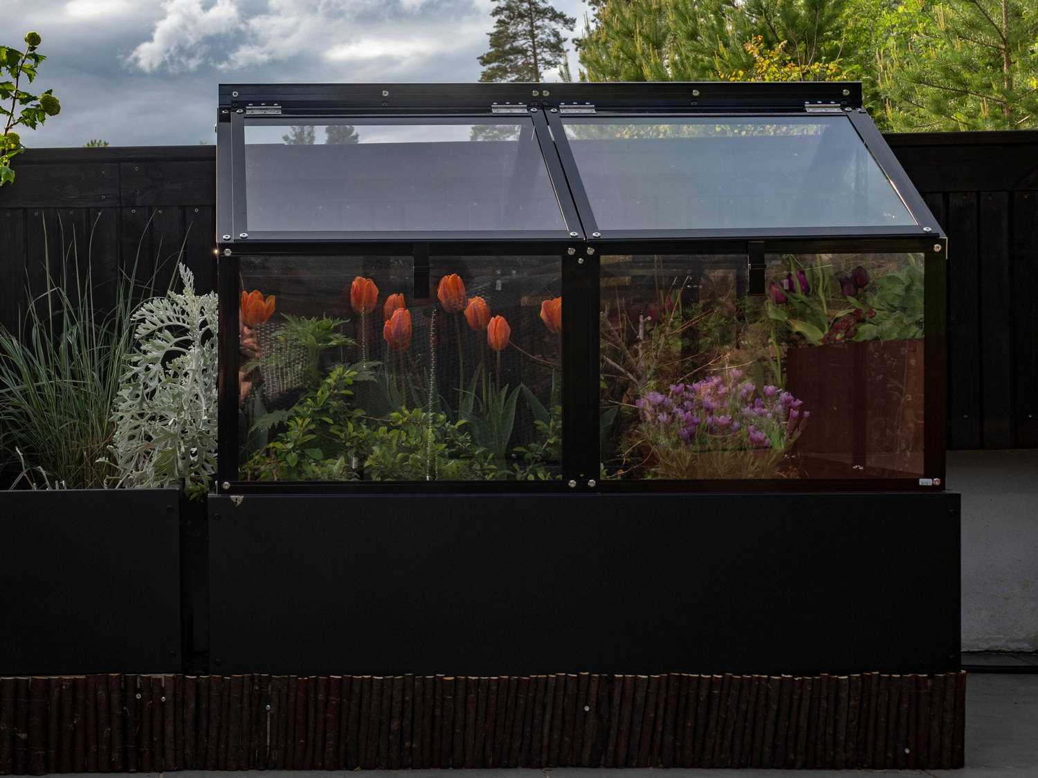 Norgarden Green House Black