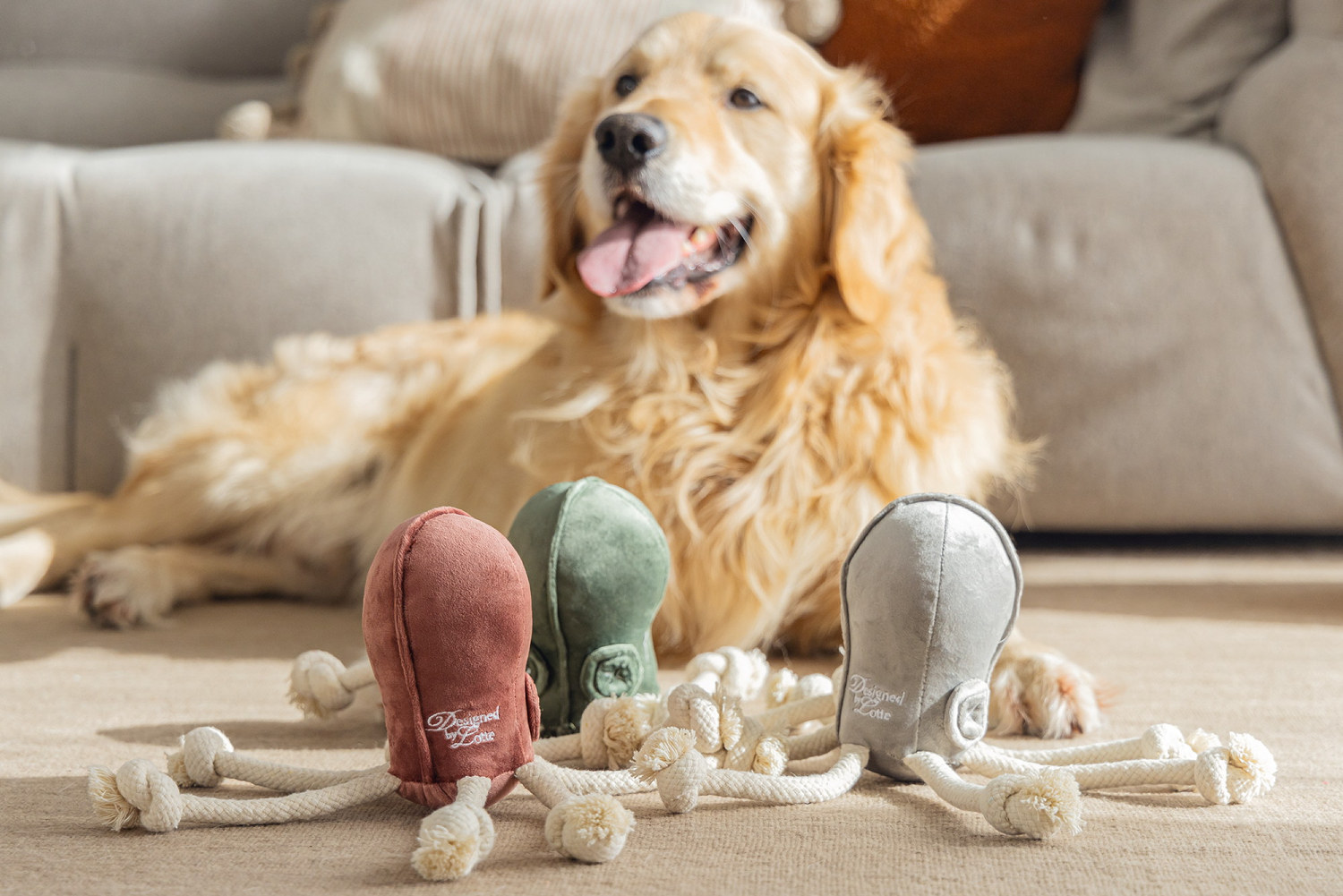 DBL VELVET DOG TOY OCTO AISHA GREY 15
