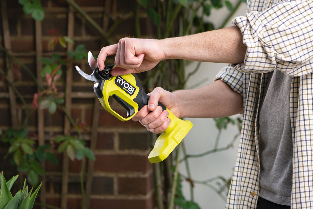 Grensaks 8V ONE+ HP RY18SCXA-0