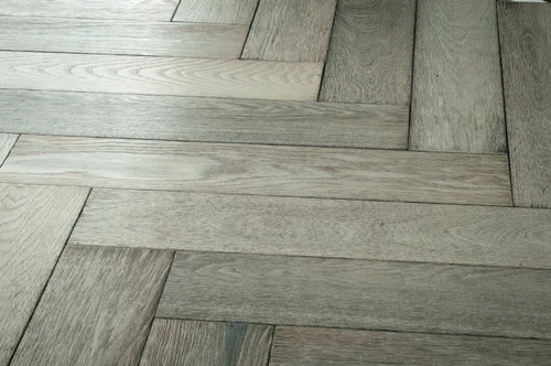 Retro_Collection_Brushed_Line_Dirty_Snow_FertigDeska_Design_Experience_FOTO