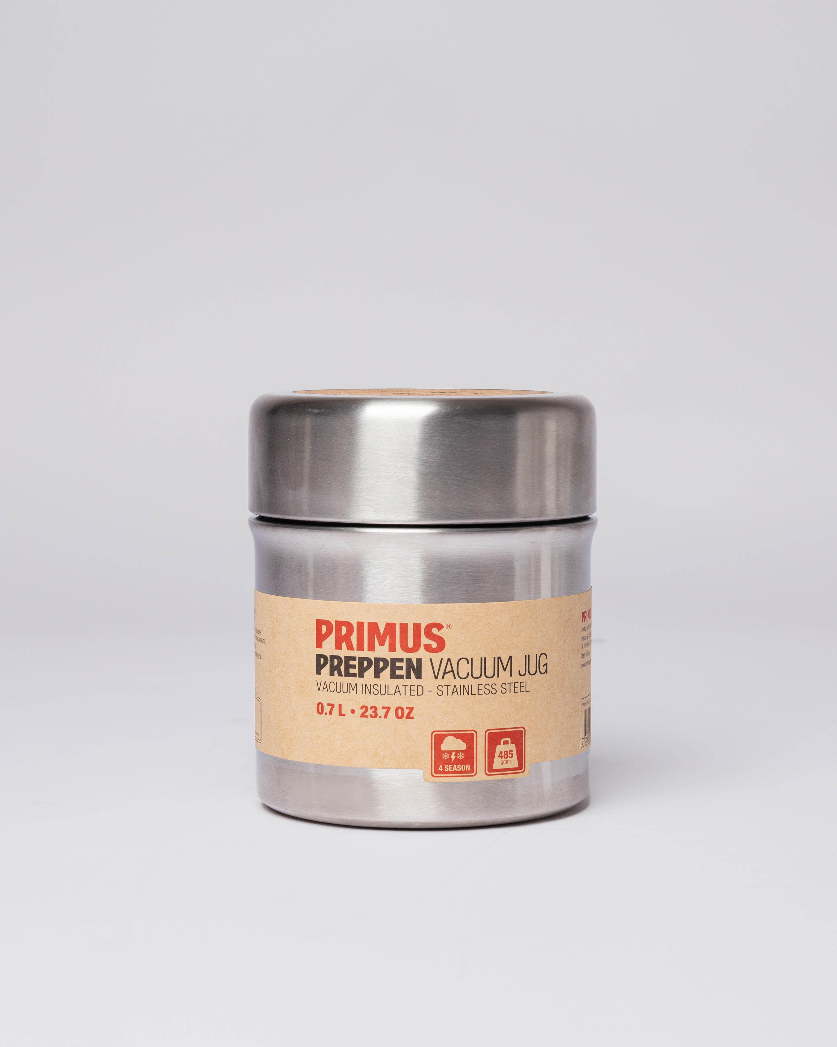 Metal food jug in silver with lid. Front view showing Sandqvist Preppen Lunch Jug 0.7L.