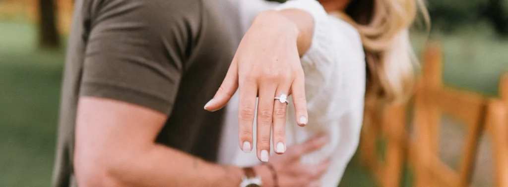 Bekijk alle aanzoeksringen