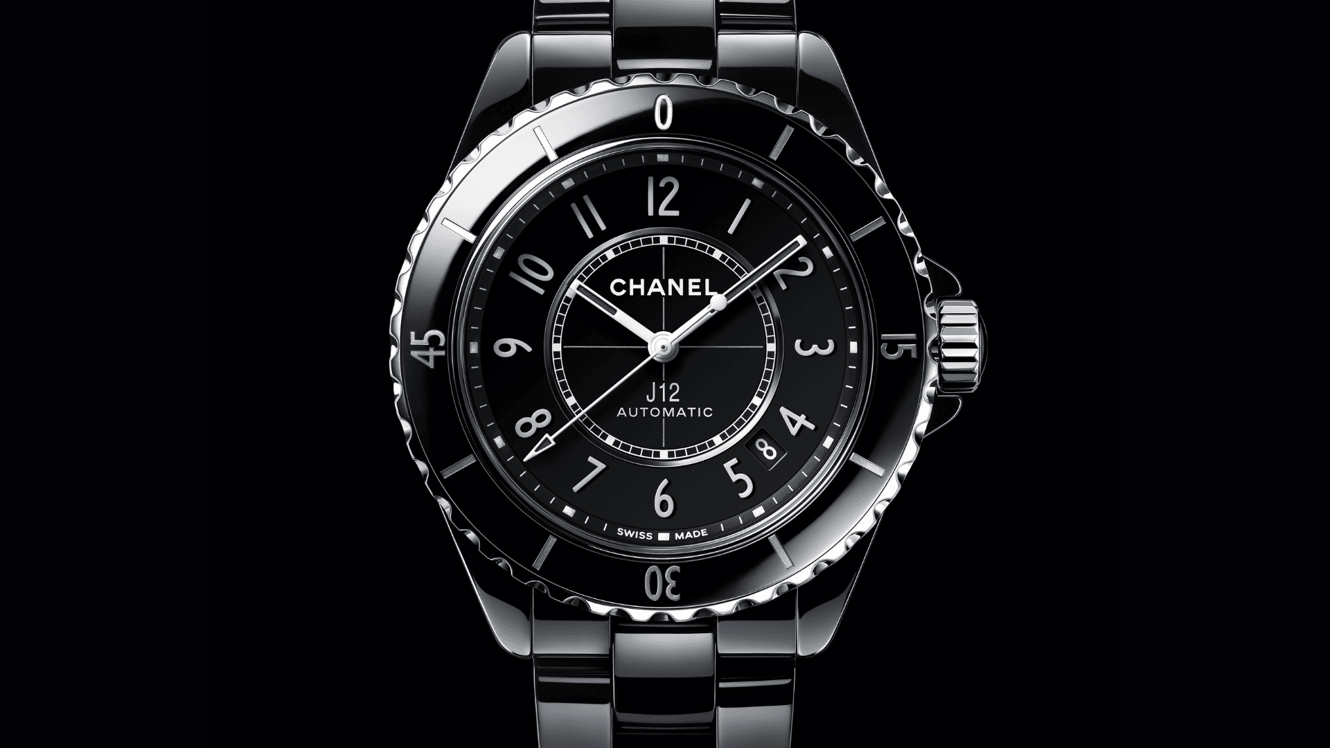 Ontdek de CHANEL J12 bij Schaap en Citroen Juweliers