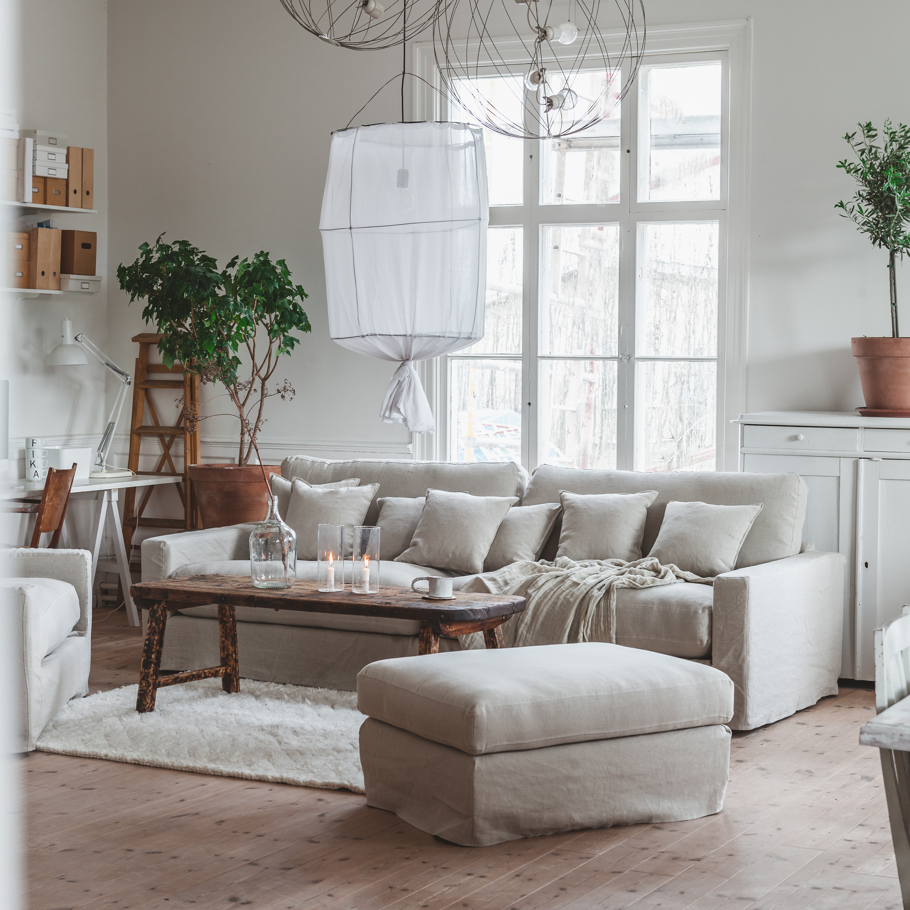 Hello, interior designers | Work with us | Happy Fluffy Cloud | Sweef