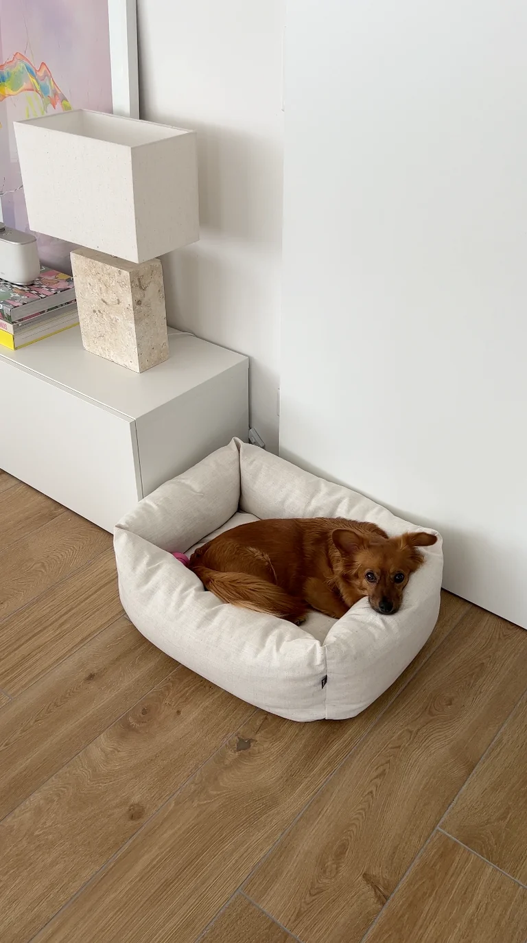 Hundeseng 60x70, Husets stoff - Ivory 400.