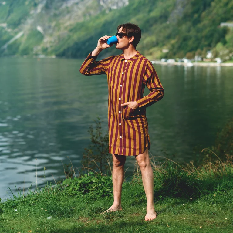 Uno Nightshirt - Cabernet & Yellow