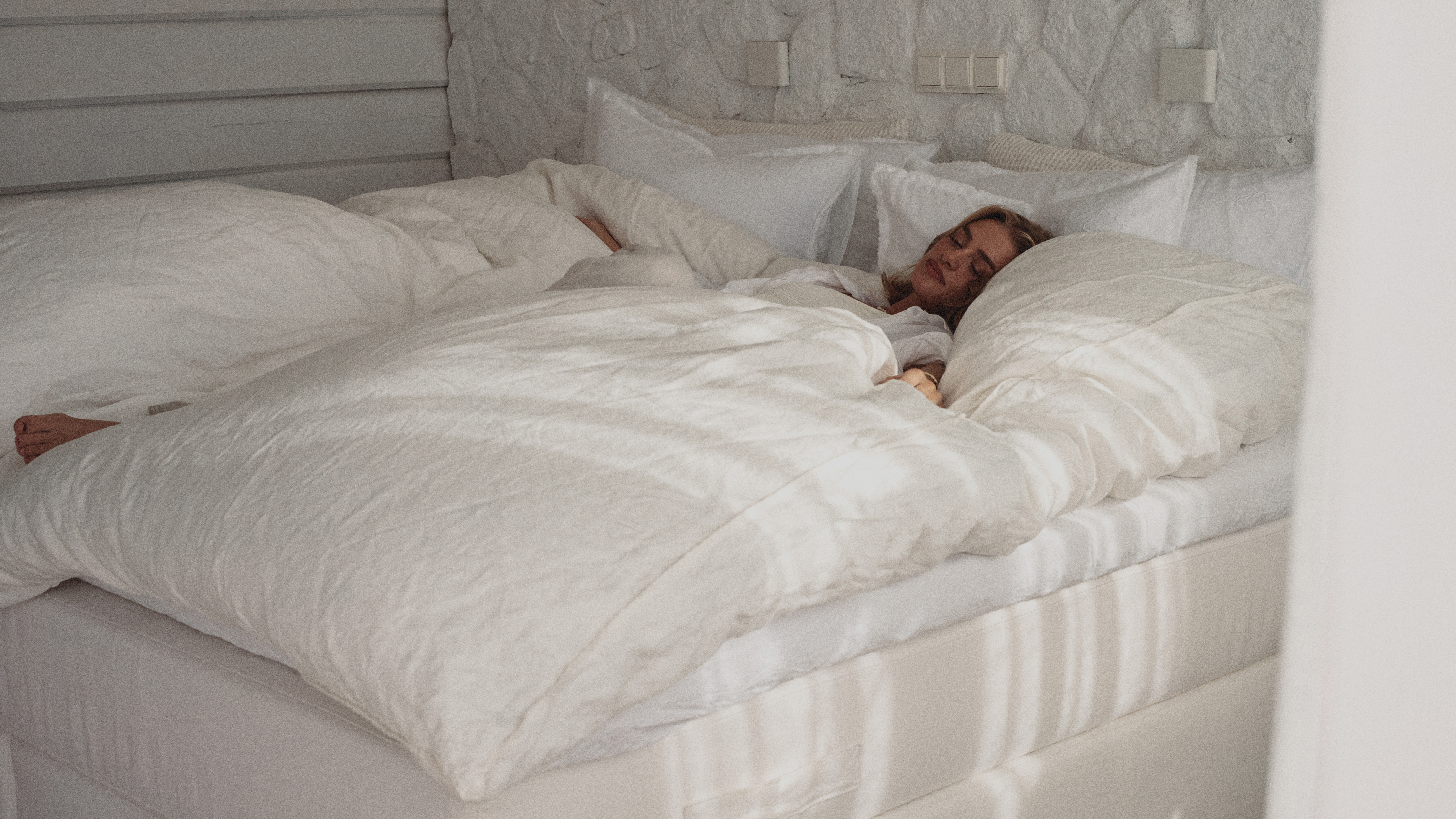 Get answers to your questions about duvets, down, and bedding | Happy Fluffy Cloud