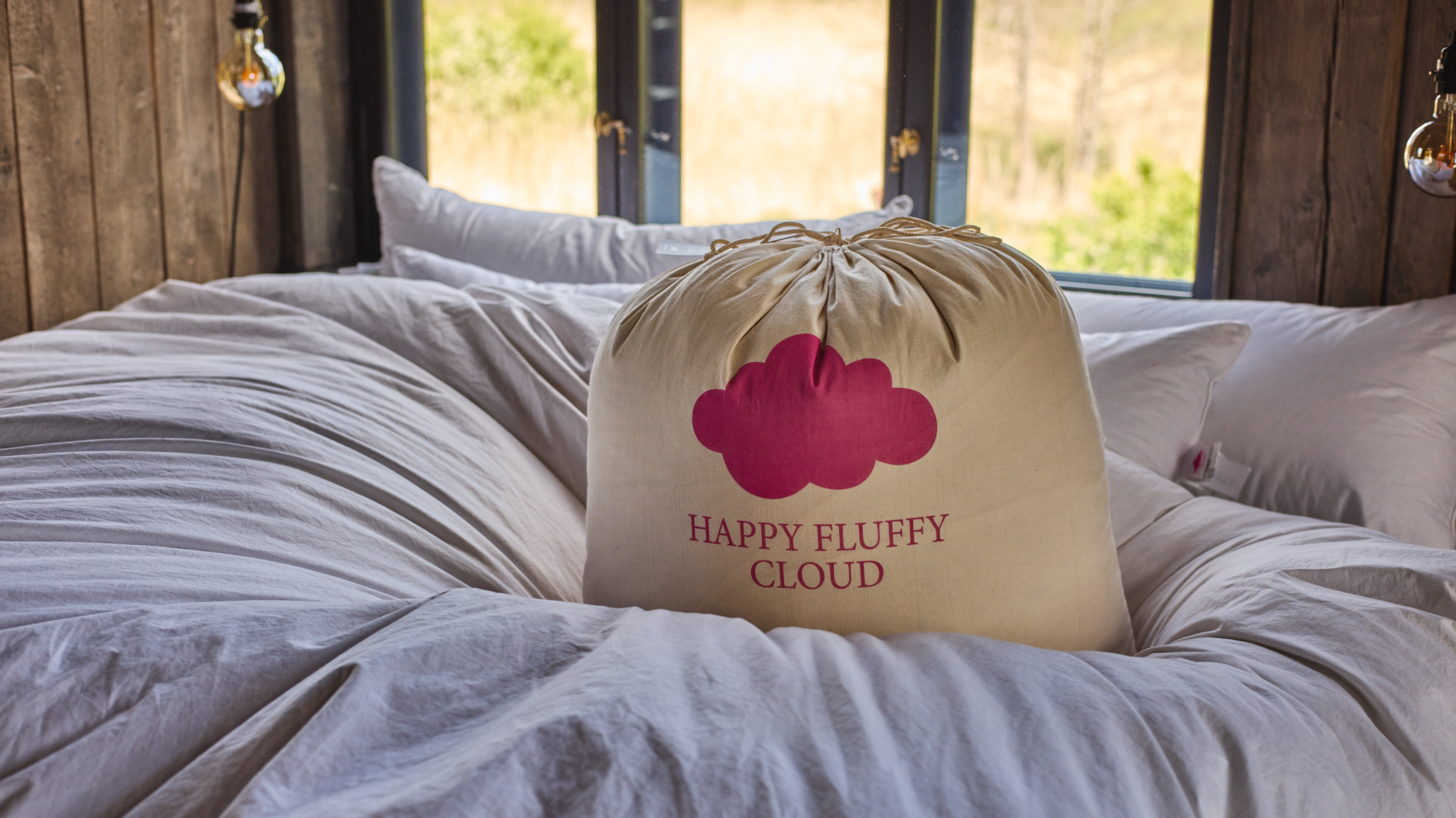 Freight & Delivery | Fast Delivery in USA, Canada, England, UK | Happy Fluffy Cloud