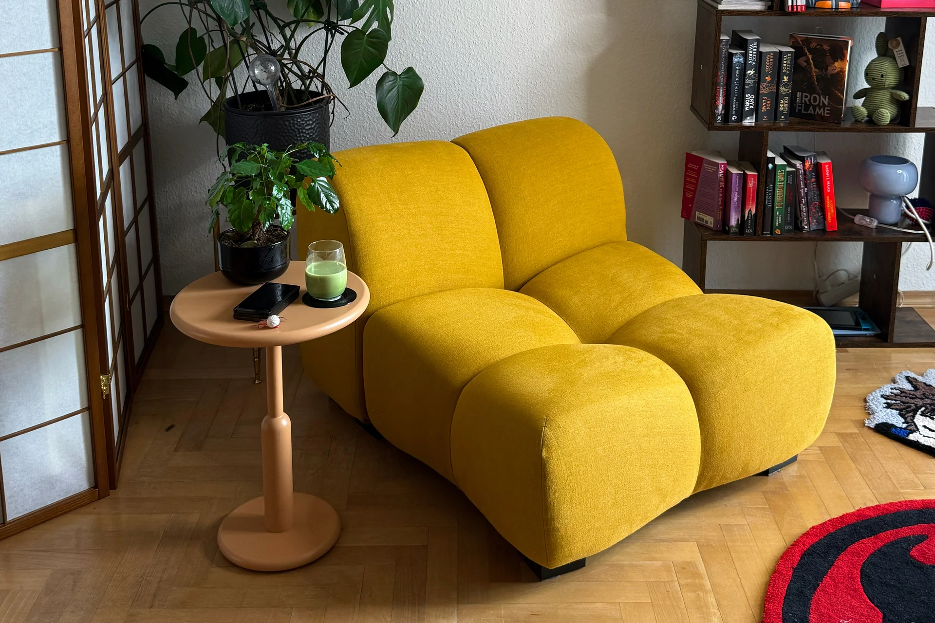 Kameleonten sidobord