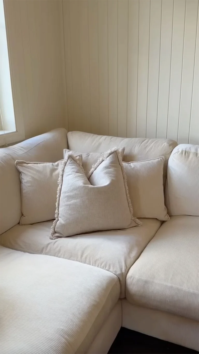 Valen Hörnsoffa i Riga Devore Beige 4443A.