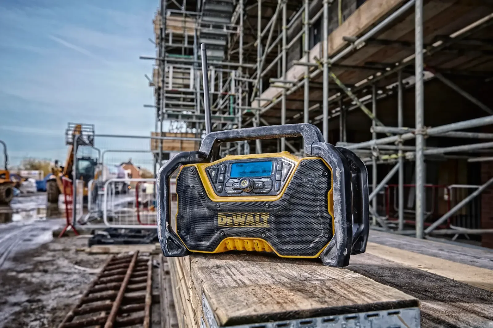 DeWalt DCR029 site radio in use on site