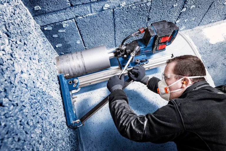 Bosch EXDB18V2-180 in use, view 2