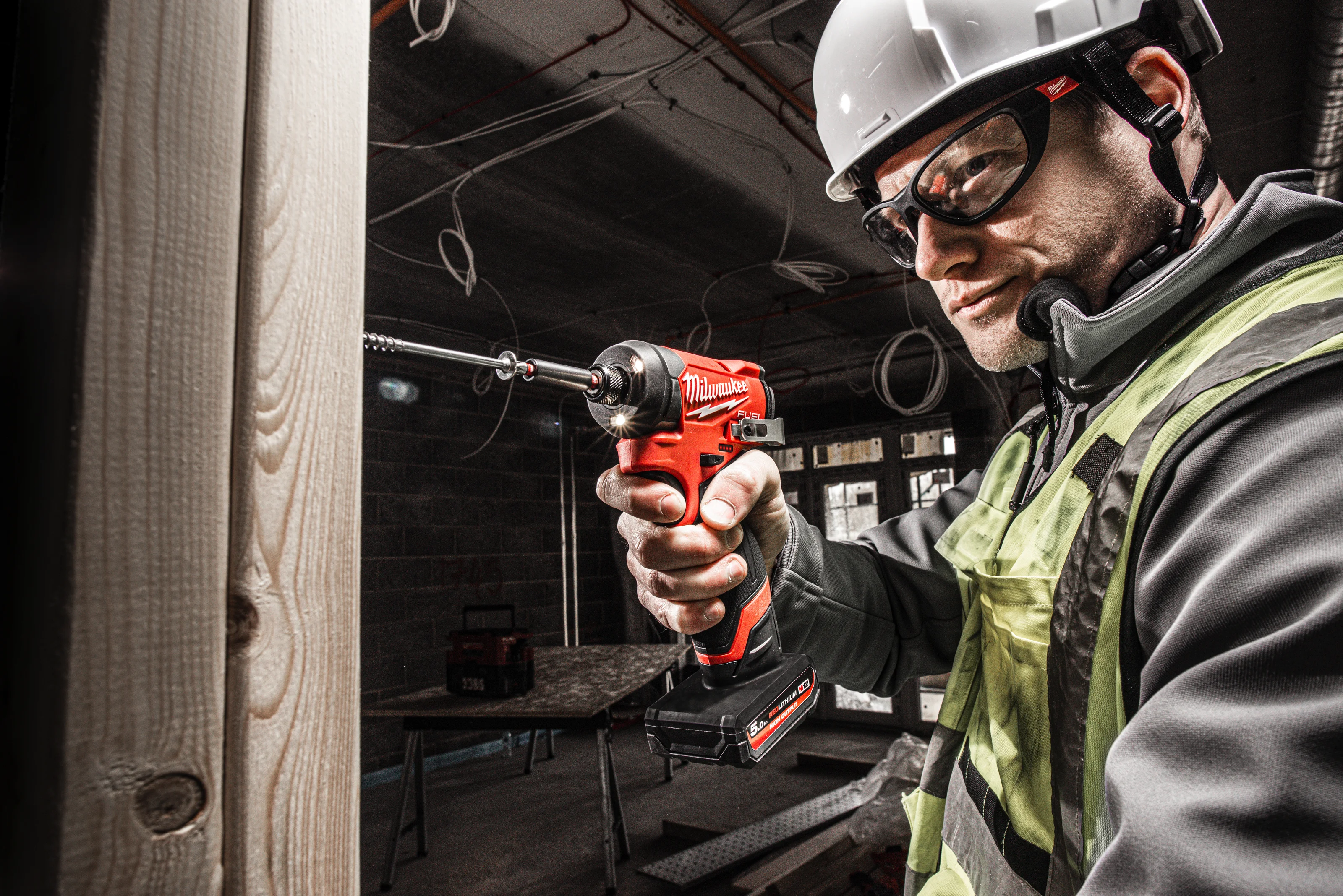 M12 HB5 HIGH OUTPUT 5.0 Ah Battery in use on the job