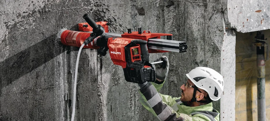 Hilti DD 150-U-22 in use on site