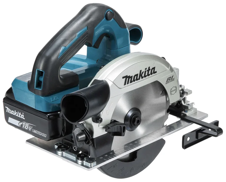 Makita DHS661 cirkelsåg, snett framifrån höger