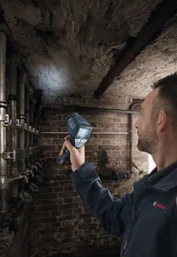 Bosch GIS 1000 C in use, view 2